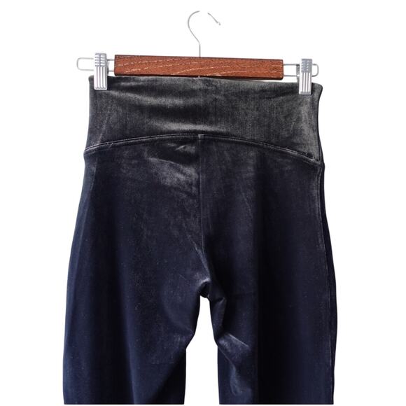 Spanx Velvet Leggings Medium NWT - Picture 6 of 9